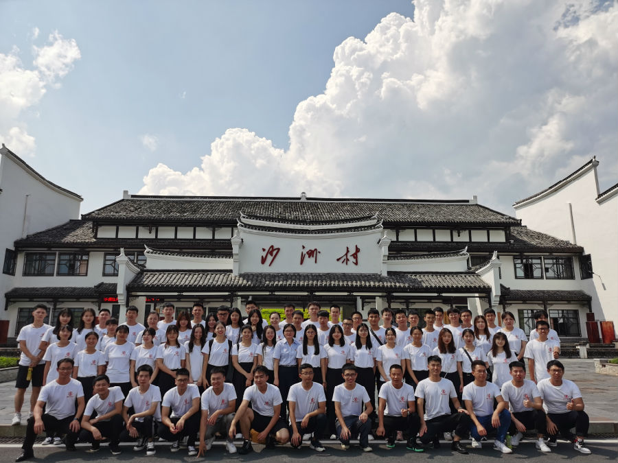 20200825 到半条被子故事发生地进行红色教育 (2).jpg